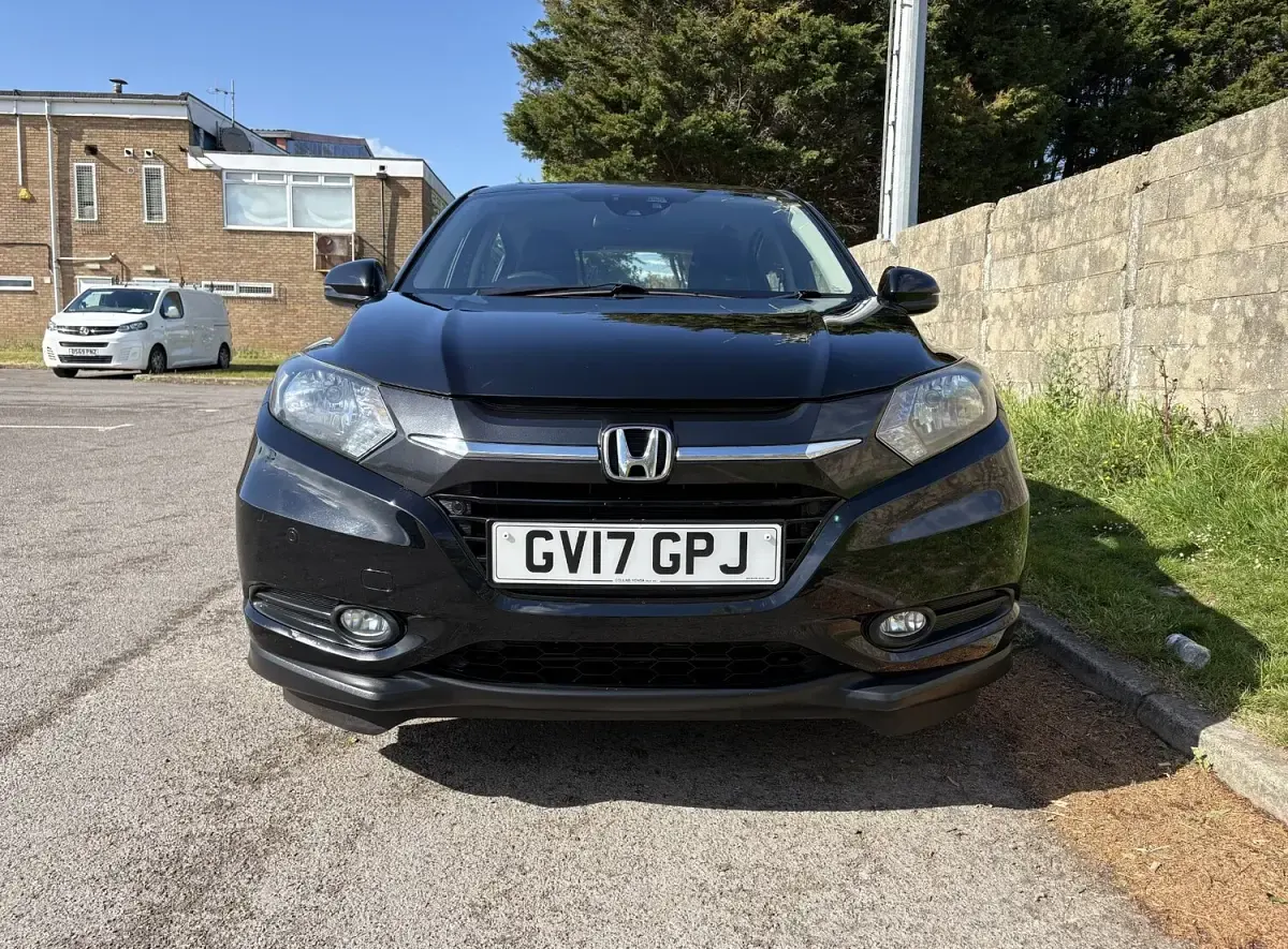 Used Honda HR-V SE 130 HP (95 kW) 2017 Black SUV