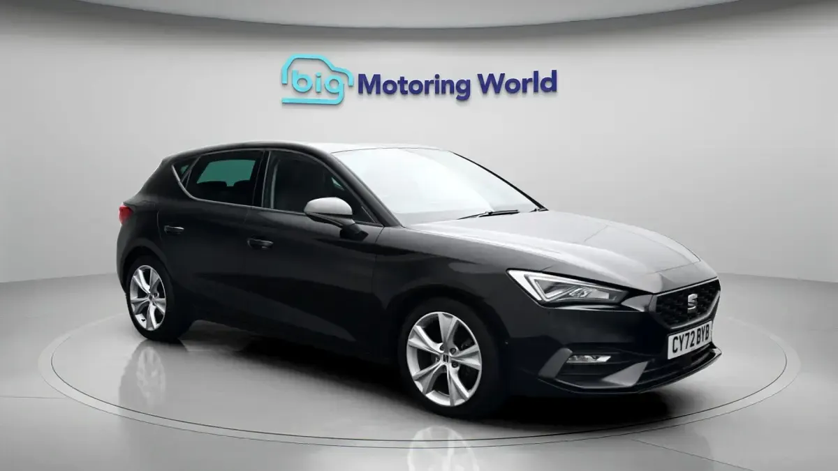 Begagnad Seat Leon FR 131 HK (96 kW) 2023 Halvkombi