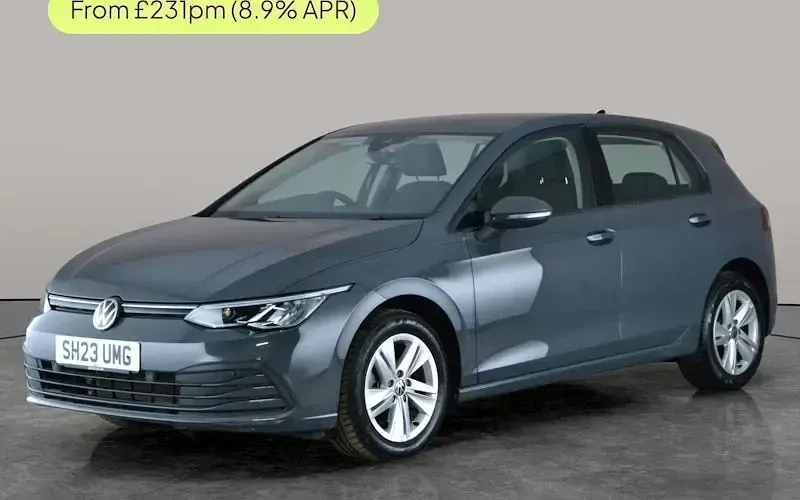 Used VW Golf VIII Life 131 HP (96 kW) 2023 Hatchback