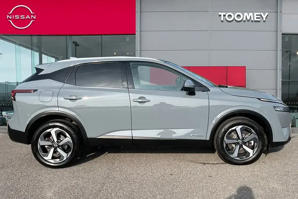 Used Nissan Qashqai N-Connecta 187 HP (137 kW) 2024 Grey SUV