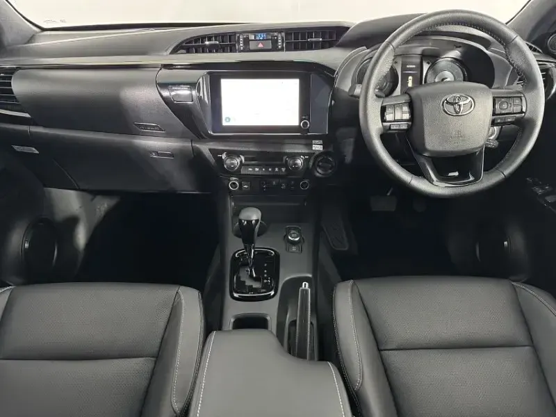 New Toyota HiLux 200 HP (147 kW) 2026 Grey Pickup