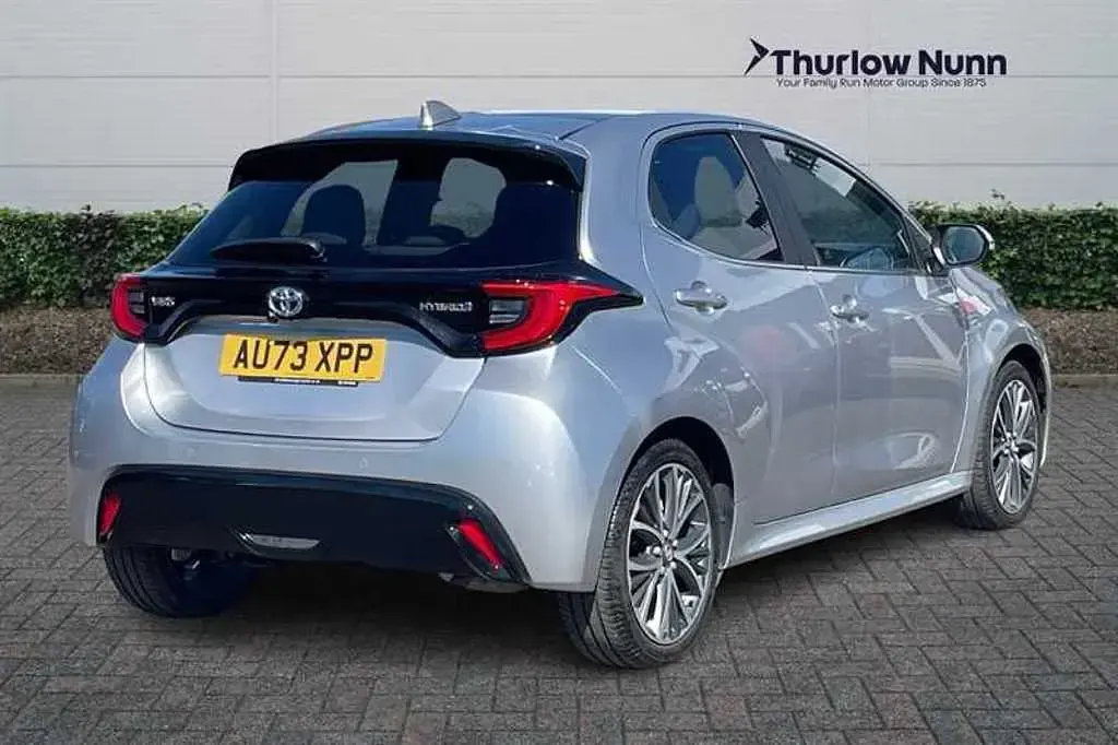 Used Toyota Yaris 116 HP (85 kW) 2023 Silver Hatchback