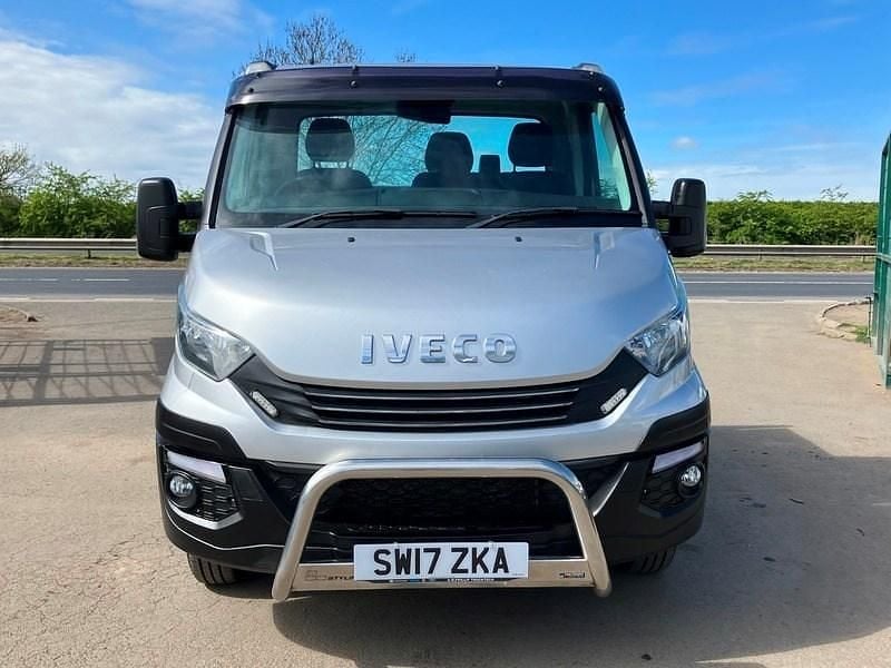 Used Iveco Daily 210 HP (154 kW) 2017 White