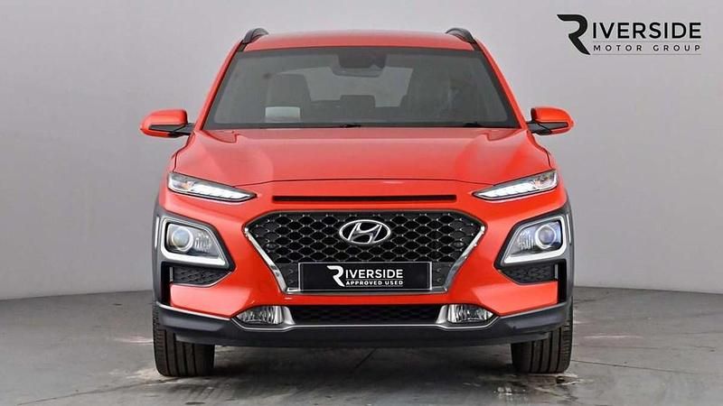 Second-hand Hyundai Kona Premium SE 120 CP (88 kW) 2019 Portocaliu SUV
