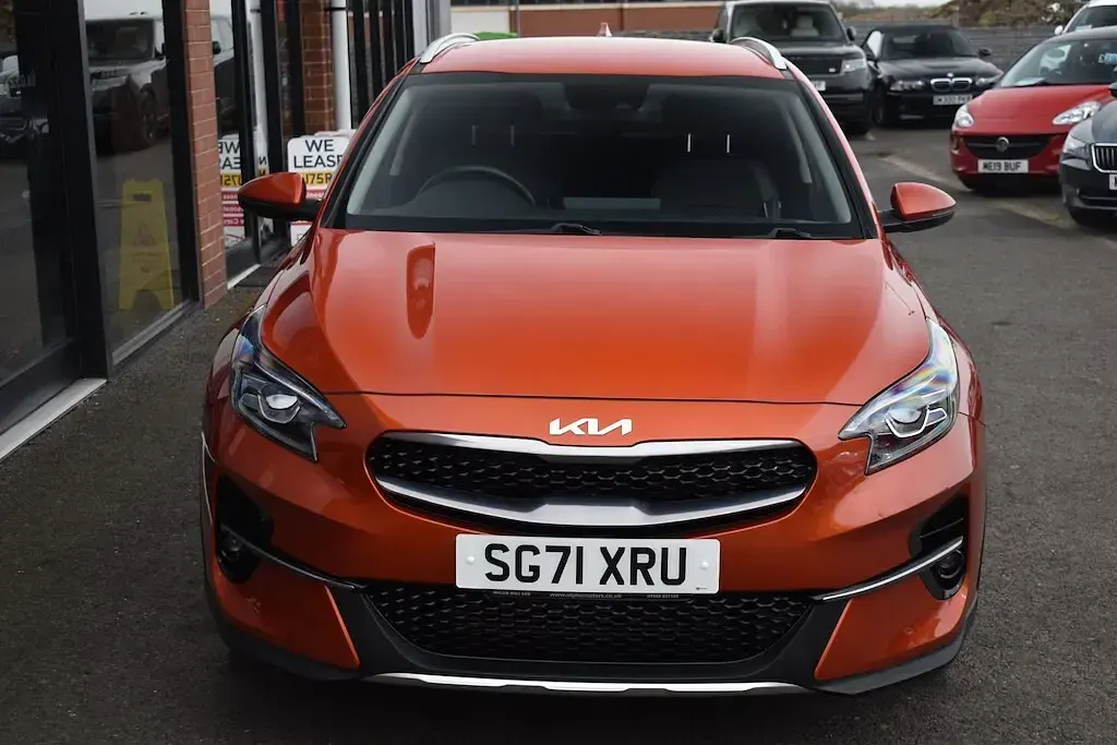 Used Kia XCeed 120 HP (88 kW) 2021 Orange fusion SUV