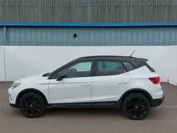 Used Seat Arona Black Edition 115 HP (84 kW) 2025 White SUV