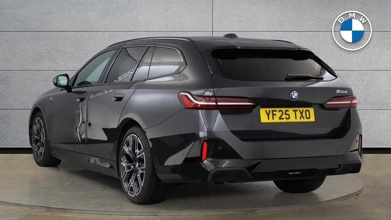Used BMW 530e M Sport 295 HP (216 kW) 2025 Grey Estate