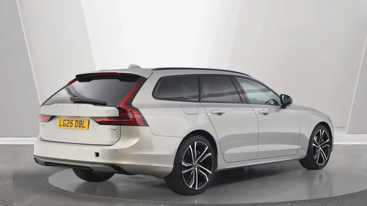 Used Volvo V90 Ultra 449 HP (330 kW) 2026 Estate