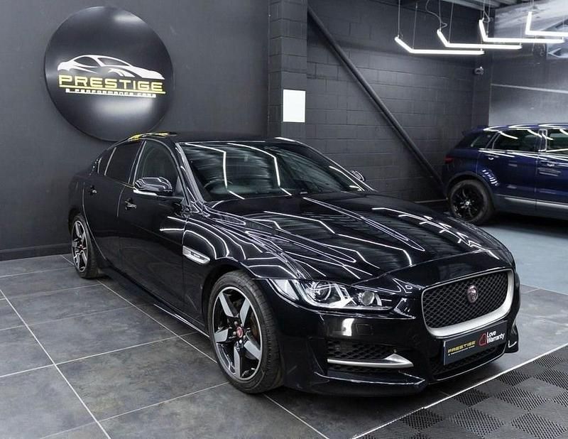 Used Jaguar XE R-Sport 240 HP (176 kW) 2017 Black Sedan