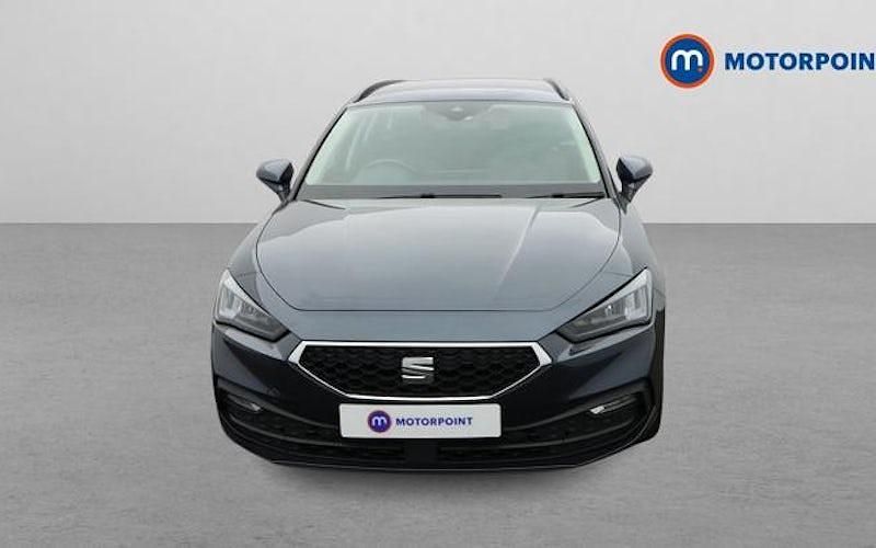 Usado Seat Leon SE Dynamic 150 HP (110 kW) 2023 Cinzento Carrinha