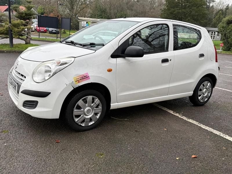 Used Suzuki Alto 68 HP (50 kW) 2014 White Hatchback