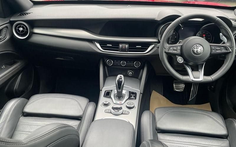 Used Alfa Romeo Stelvio Veloce 209 HP (153 kW) 2022 SUV