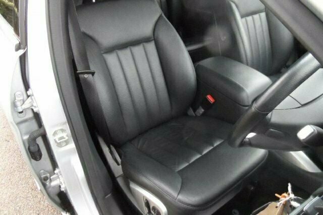 Used Mercedes R320 SE 2008 MPV