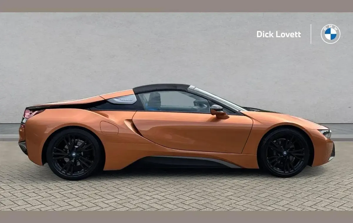 Used BMW i8 Comfort Edition 368 HP (270 kW) 2019 Orange Cabriolet