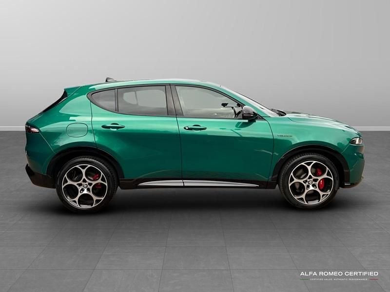 Green Used 2024 Alfa Romeo Tonale Veloce SUV | £25,071 (Fair price) - Image 1/4
