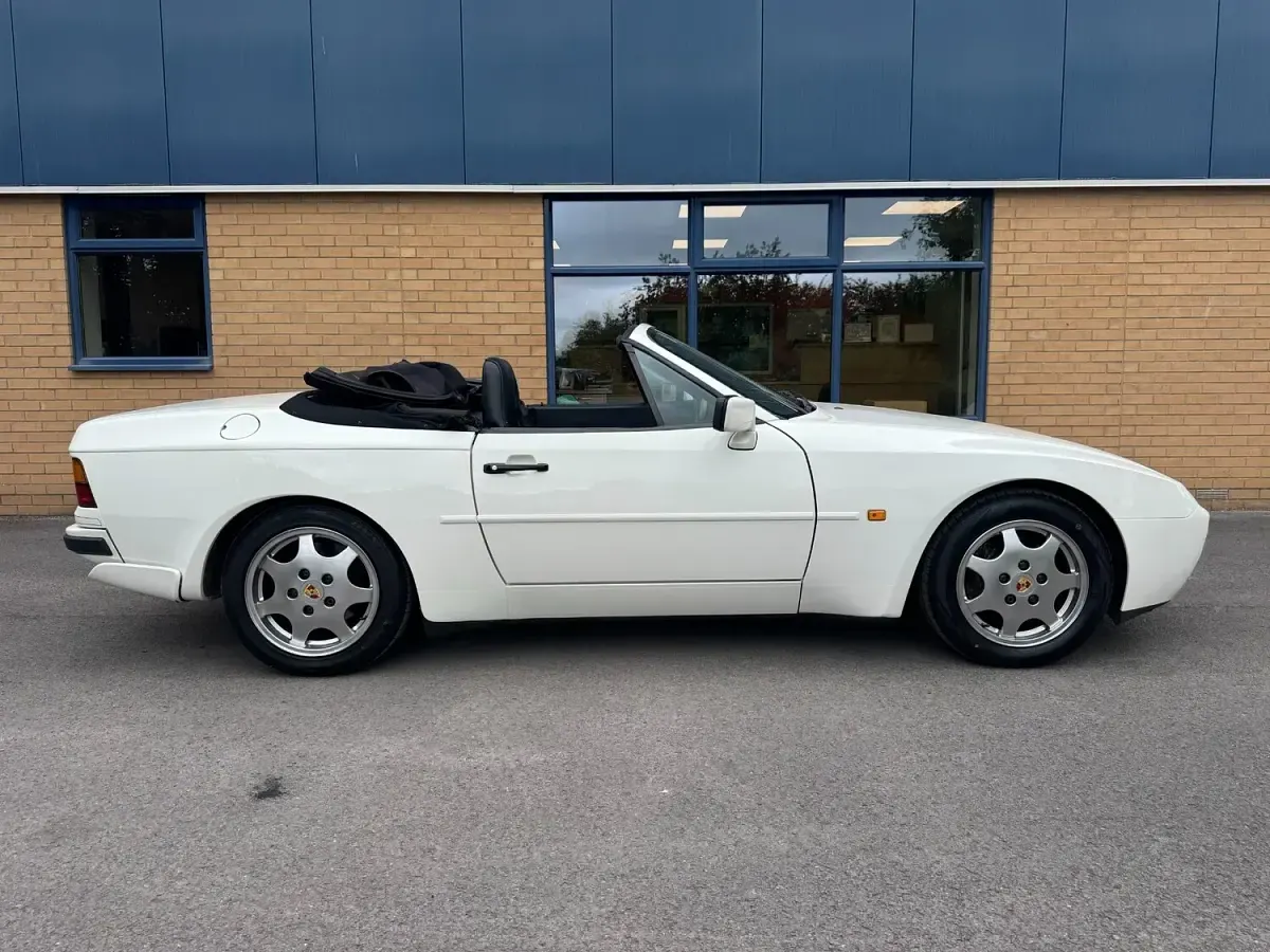 Used Porsche 944 S2 1990 White Coupe