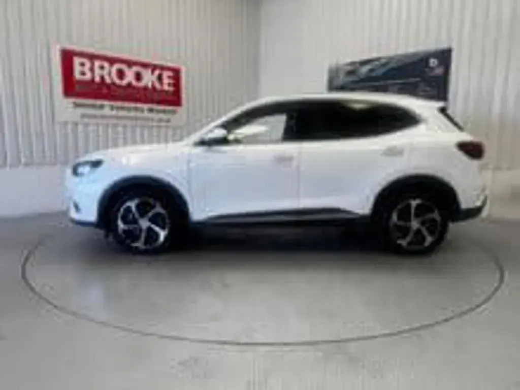 Used MG HS Trophy 162 HP (119 kW) 2023 White SUV