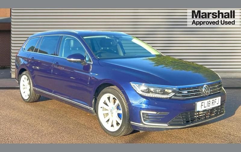 Blue Used 2018 VW Passat Advance Estate | £12,235 (Fair price) - Image 1/4