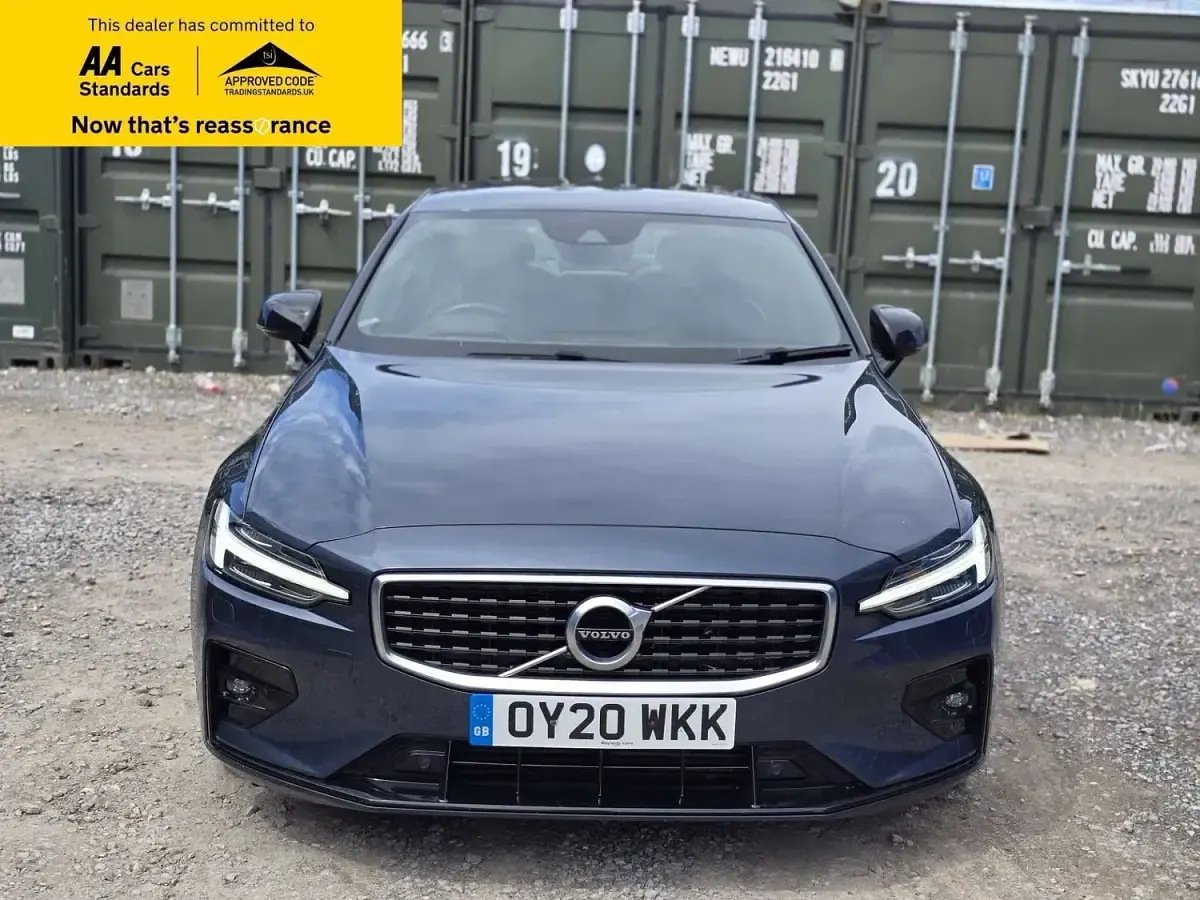 Used Volvo S60 R-Design 250 HP (183 kW) 2020 Blue Sedan