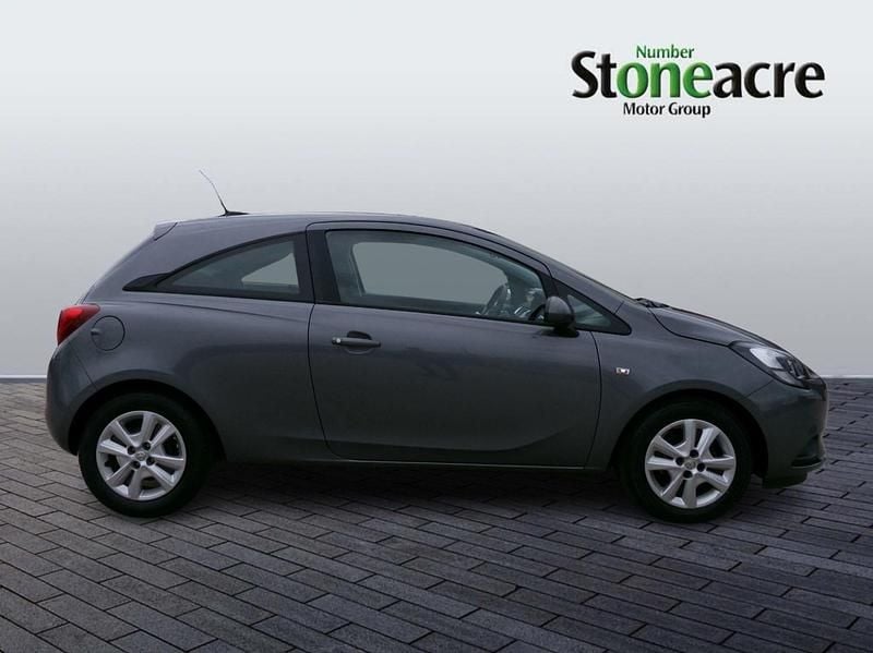 Used Vauxhall Corsa Design Edition 70 HP (51 kW) 2015 Grey Hatchback
