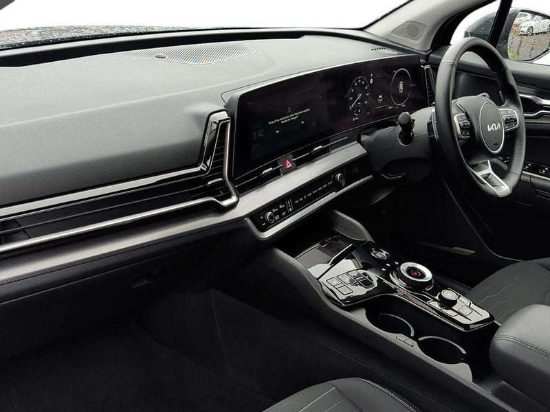 Used Kia Sportage 180 HP (132 kW) 2025 Grey SUV