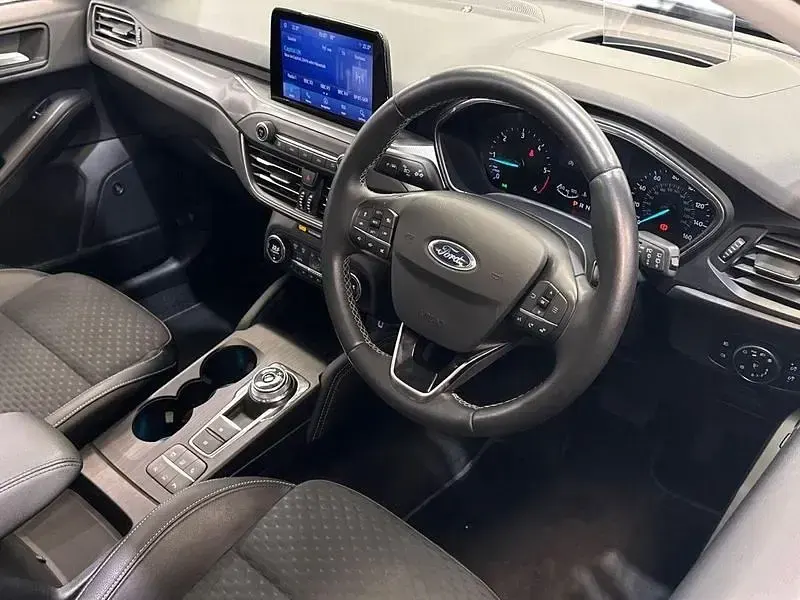 Usado Ford Focus Titanium X 150 HP (110 kW) 2020 Azul Citadino