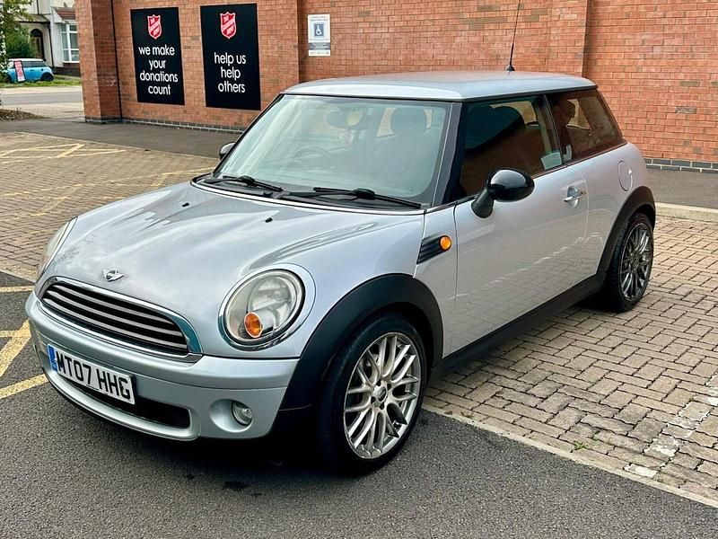 Silver Used 2007 Mini ONE Hatch Hatchback | £1,395 (Good price) - Image 1/4