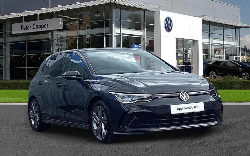 Used VW Golf VIII R-line 150 HP (110 kW) 2023 Hatchback