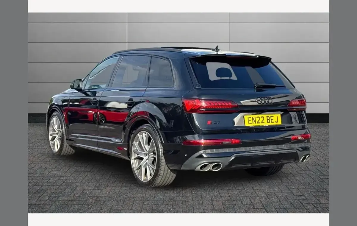 Used Audi SQ7 Comfort 507 HP (372 kW) 2022 Black SUV