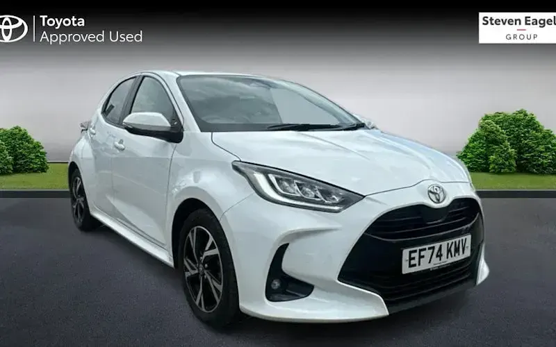 Used Toyota Yaris Design 116 HP (85 kW) 2024 Hatchback