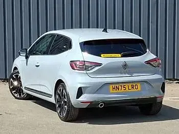 Used Renault Clio Techno 90 HP (66 kW) 2025 Grey Hatchback