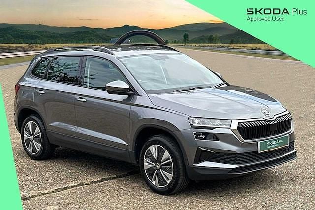 Graphite grey metallic Used 2024 Skoda Karoq SE Drive SUV | £24,995 (Fair price) - Image 1/4