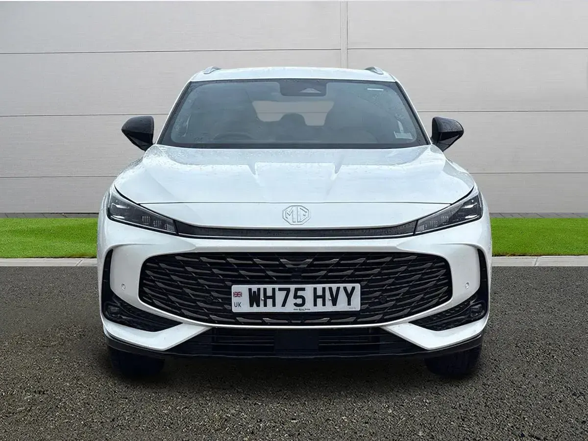 New MG HS Trophy 170 HP (125 kW) 2026 White SUV