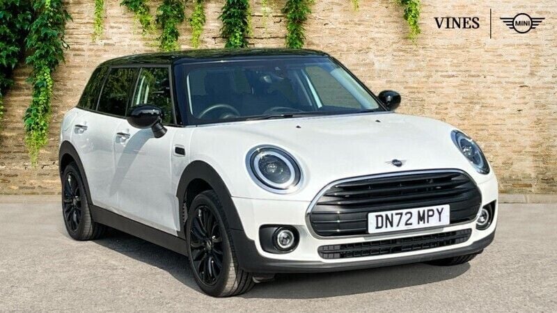 White Used 2023 Mini Cooper Clubman Classic Estate | £23,098 (Expensive) - Image 1/4