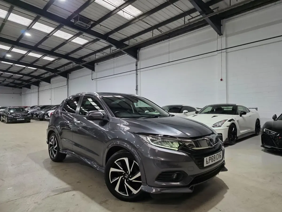 Używany Honda HR-V EX 130 KM (95 kW) 2019 Szary SUV