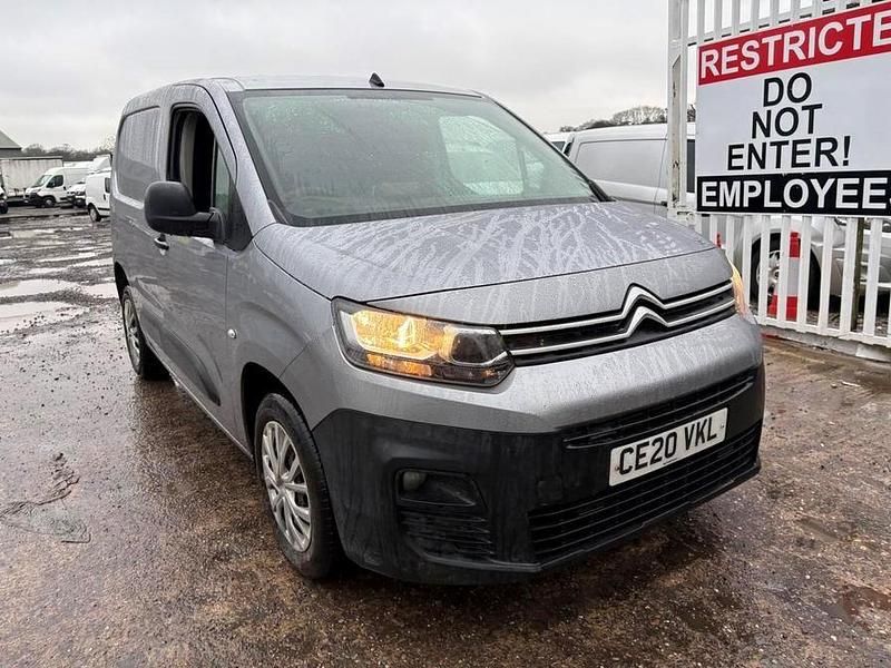 Used Citroën Berlingo 100 HP (73 kW) 2020 Grey MPV