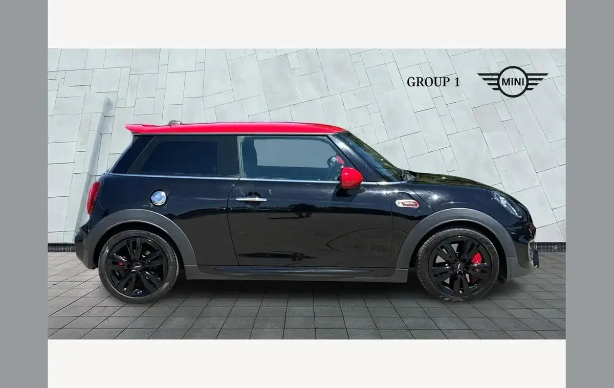 Used Mini John Cooper Works Hatch 228 HP (167 kW) 2018 Black Hatchback