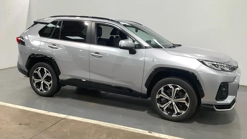 Silver Used 2022 Suzuki Across SUV | £21,998 (Fair price) - Image 1/4