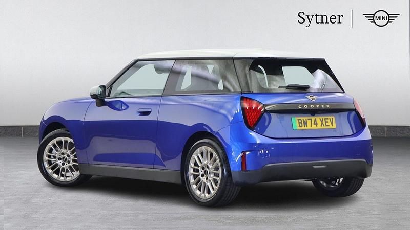 New Mini Cooper Hatch 133 kW (181 HP) 2025 Blue Hatchback