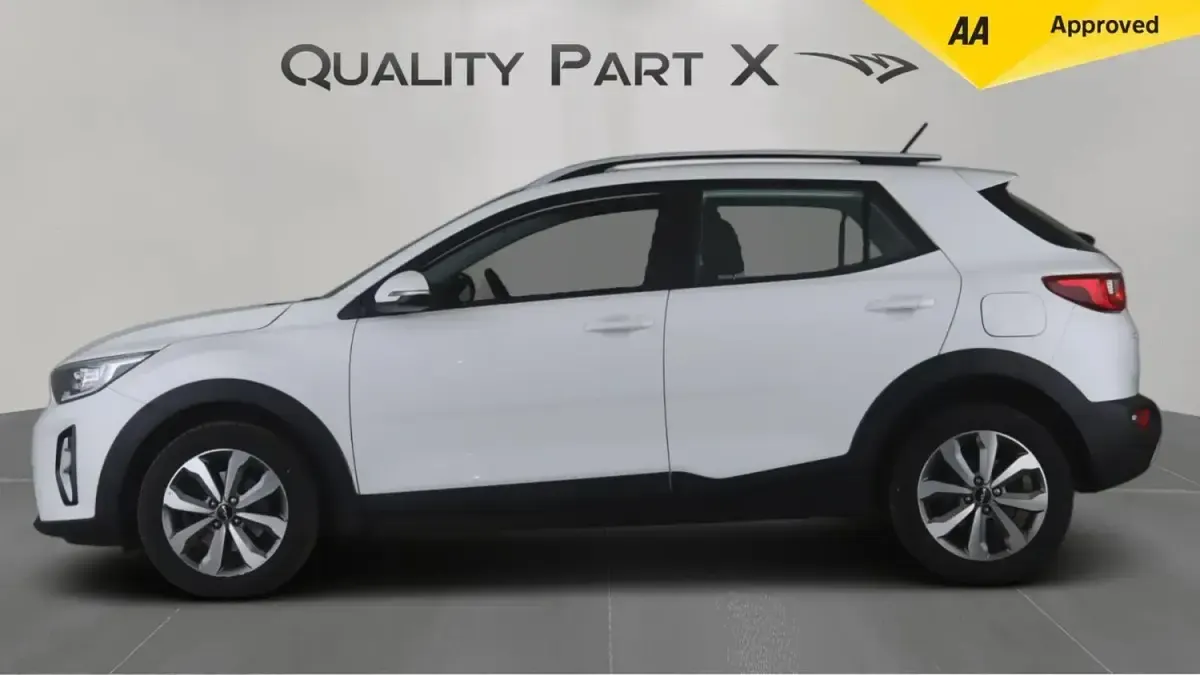 Usado Kia Stonic 2023 Blanco SUV