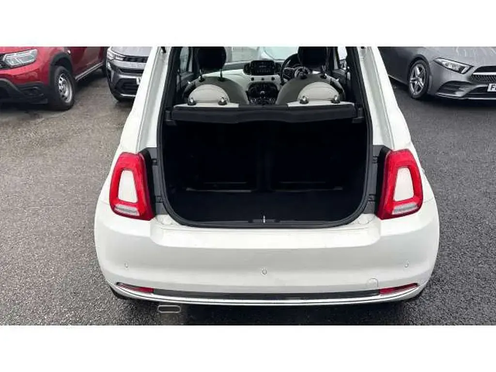 Used Fiat 500 Dolcevita 70 HP (51 kW) 2022 White Hatchback