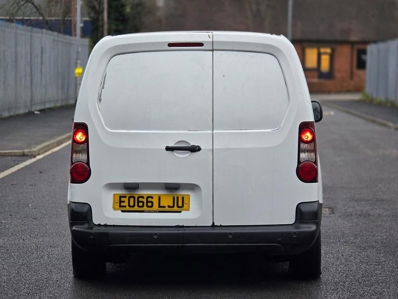 Used Peugeot Partner 2016 White MPV
