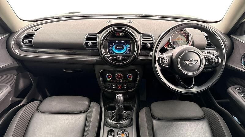 Used Mini Cooper Clubman 134 HP (98 kW) 2016 White Estate