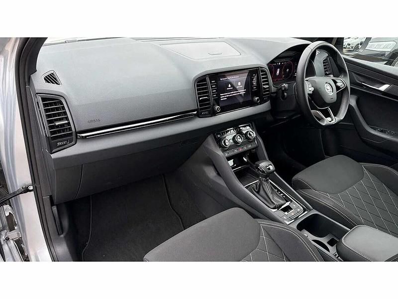 Used Skoda Karoq SportLine 147 HP (108 kW) 2024 Silver SUV