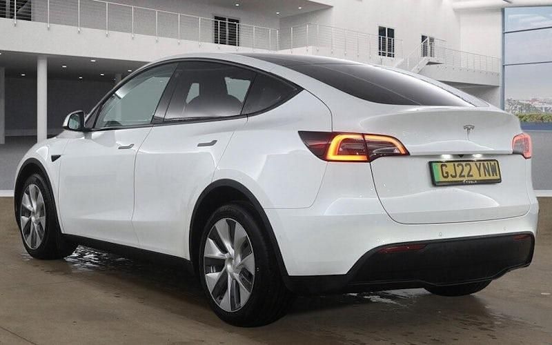 Used Tesla Model Y Long Range AWD 286 kW (389 HP) 2025 SUV