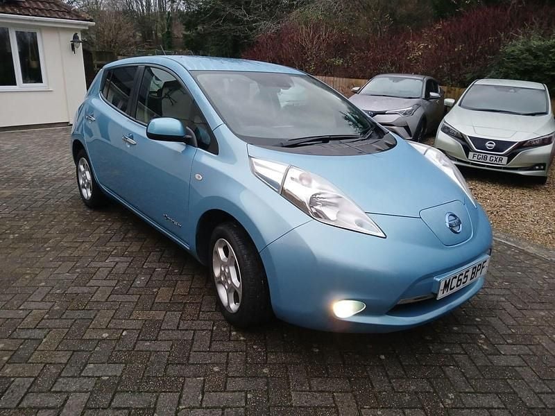 Used Nissan Leaf Acenta 80 kW (109 HP) 2015 Blue Hatchback