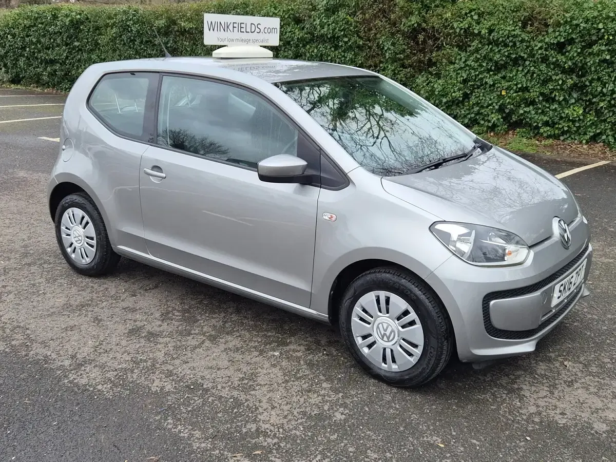 Used VW up! move up! 60 HP (44 kW) 2016 Silver Hatchback