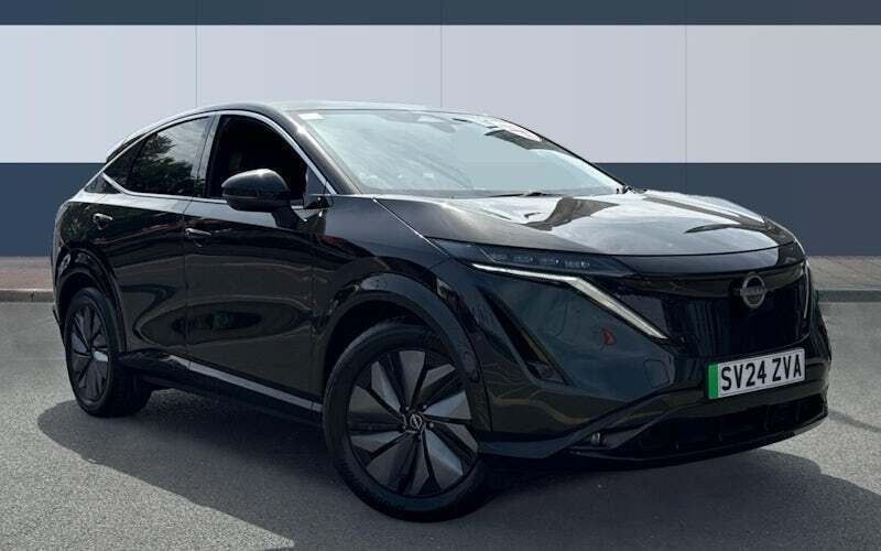 Green Used 2024 Nissan Ariya Advance SUV | £27,088 (Good price) - Image 1/4