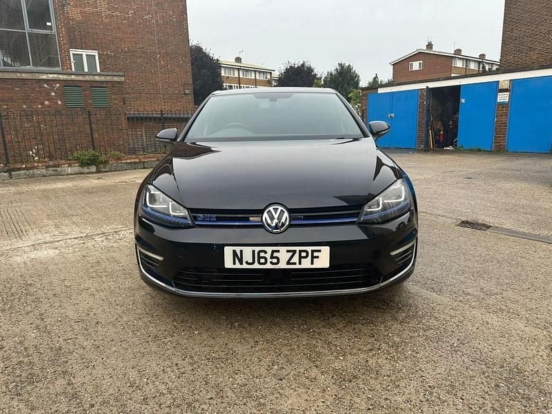 Used VW Golf VII GTE 204 HP (150 kW) 2015 Black Hatchback