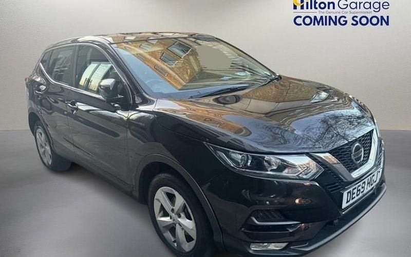 Black Used 2019 Nissan Qashqai Acenta Premium SUV | £10,650 (Good price) - Image 1/1